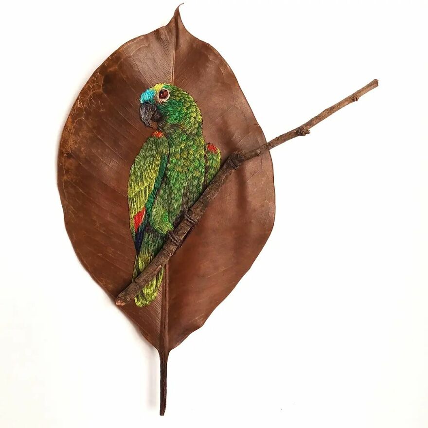 Brazilian Artist Conquers The Internet Making Embroidery On Tree Leaves