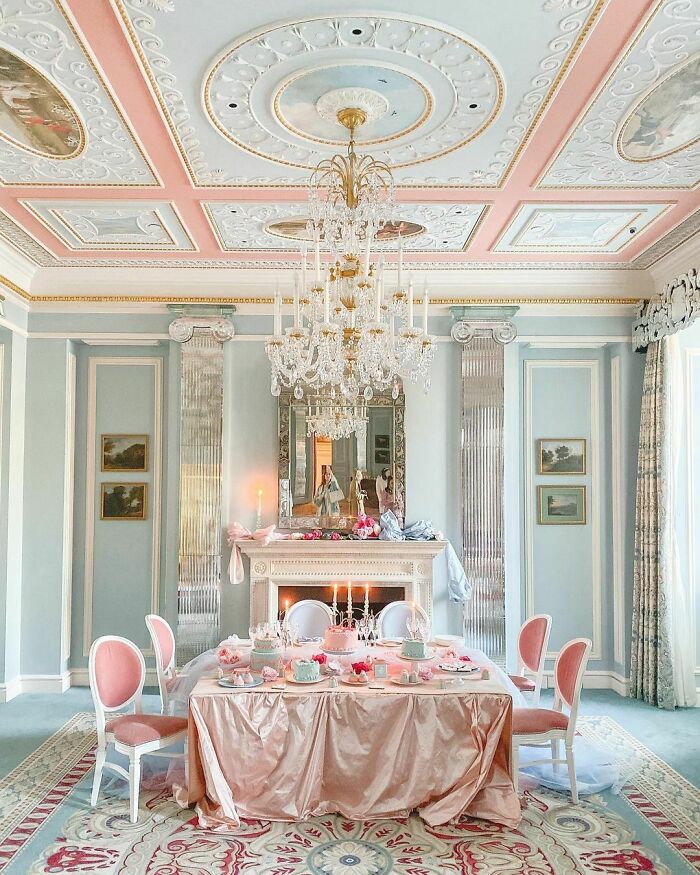 The Lanesborough London, United Kingdom C. 1719