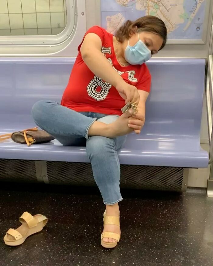 What’s Your Number 1 Pet Peeve On The Subway?