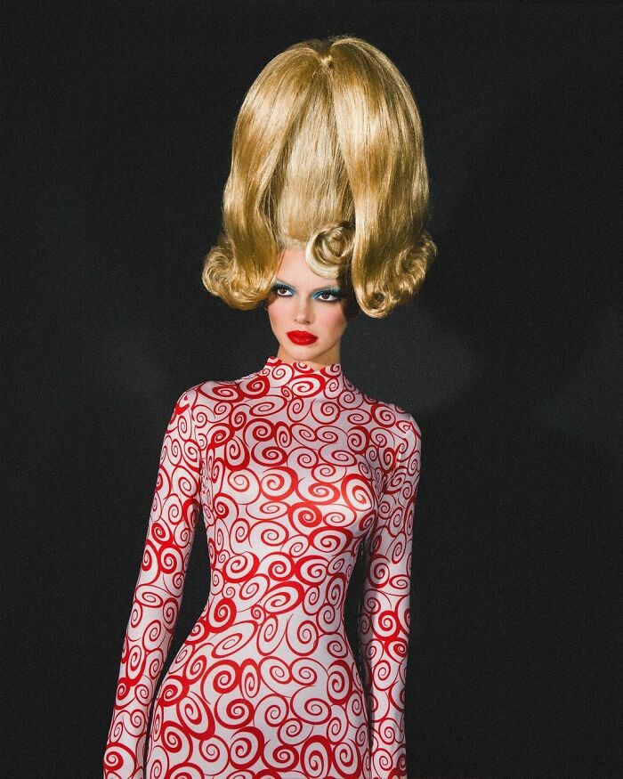Kendall Jenner As The Martian Girl From Mars Attacks!