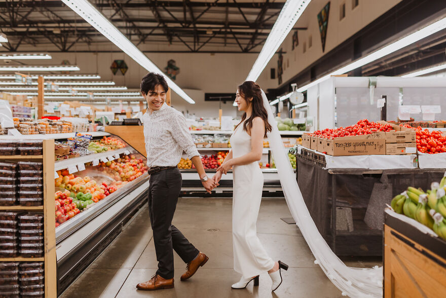 This Couple Decided To Take Their Engagement Photos At The Grocery Store They Shop At, And The End Result Might Make You Smile This Couple Decided To Take Their Engagement Photos At The Grocery Store They Shop At, And The End Result Might Make You Smile