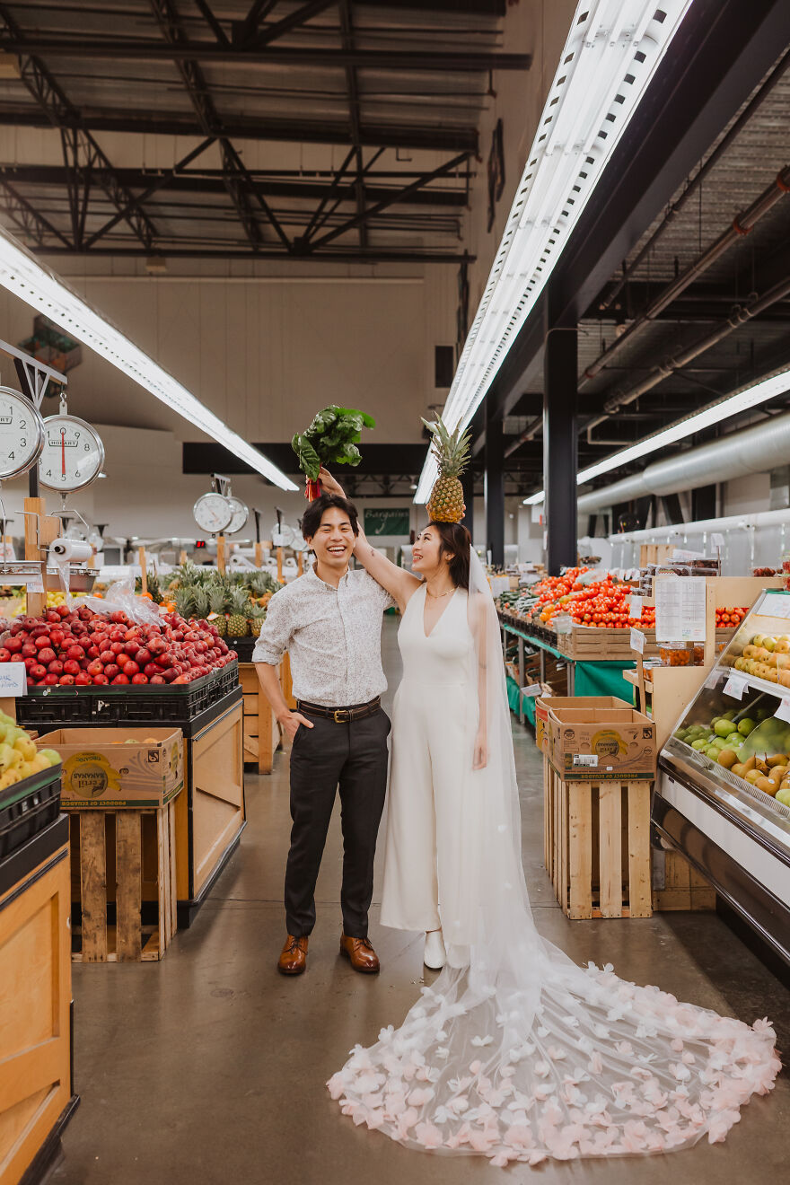 This Couple Decided To Take Their Engagement Photos At The Grocery Store They Shop At, And The End Result Might Make You Smile This Couple Decided To Take Their Engagement Photos At The Grocery Store They Shop At, And The End Result Might Make You Smile