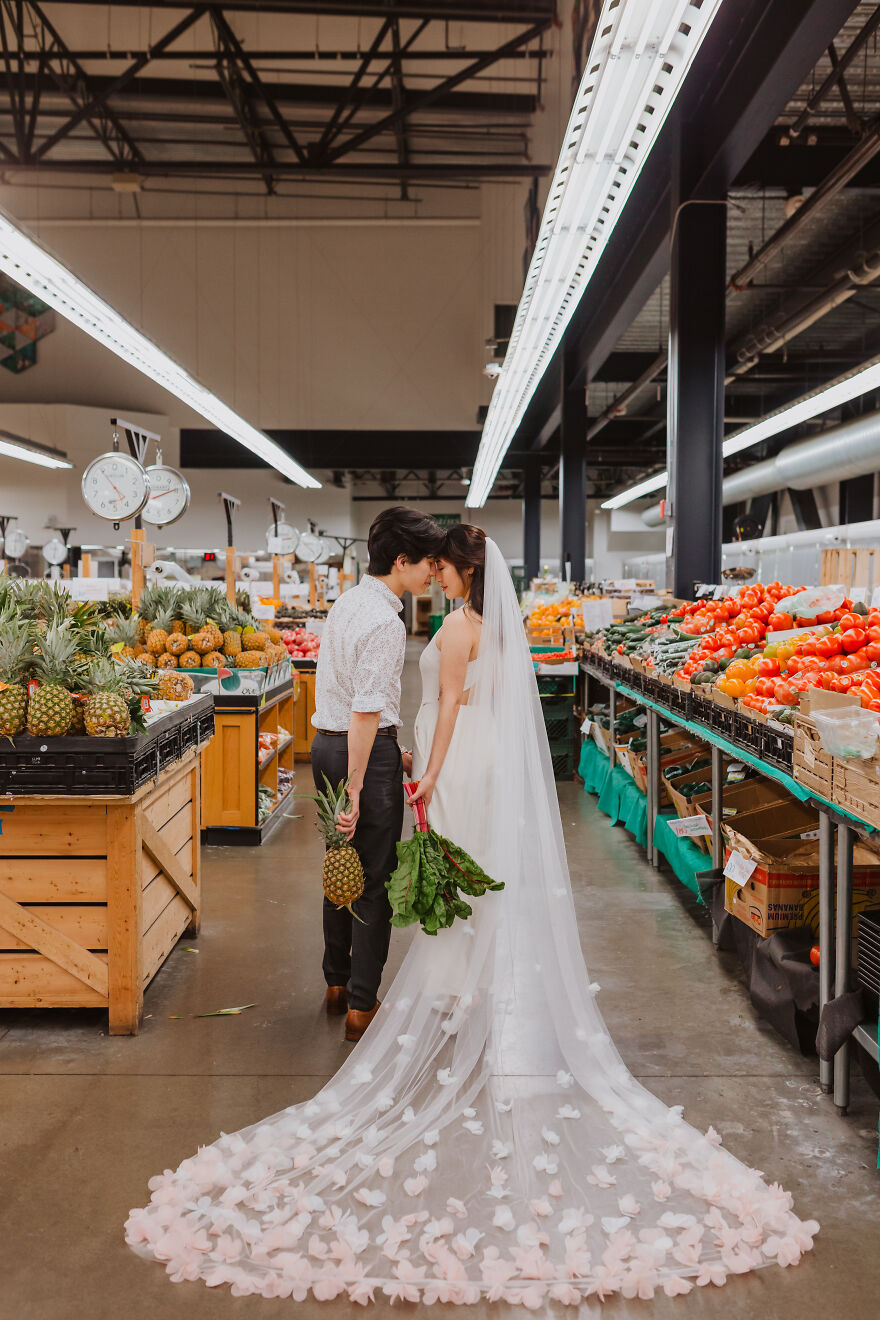 This Couple Decided To Take Their Engagement Photos At The Grocery Store They Shop At, And The End Result Might Make You Smile This Couple Decided To Take Their Engagement Photos At The Grocery Store They Shop At, And The End Result Might Make You Smile
