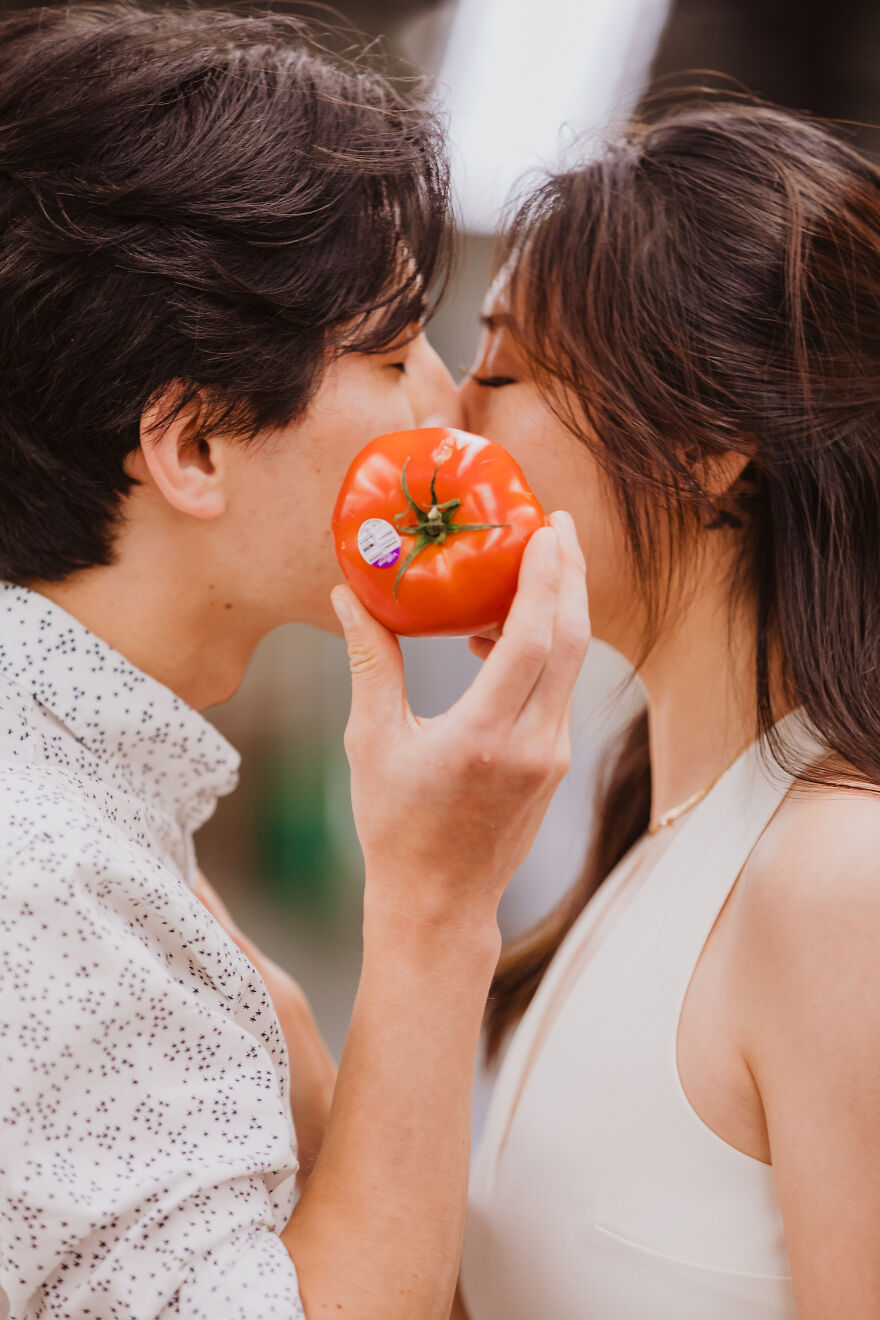 This Couple Decided To Take Their Engagement Photos At The Grocery Store They Shop At, And The End Result Might Make You Smile This Couple Decided To Take Their Engagement Photos At The Grocery Store They Shop At, And The End Result Might Make You Smile