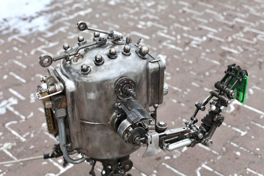 This Robot Knows More Than Me