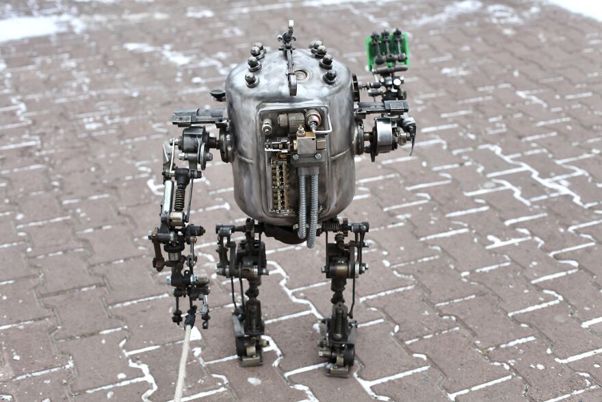 This Robot Knows More Than Me