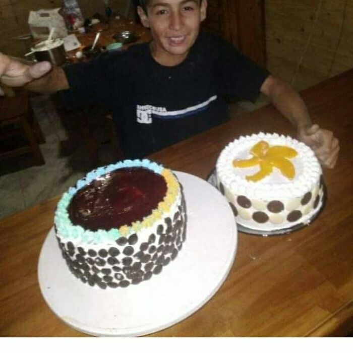 In Argentina, A 10-Year-Old Boy Works As A Confectioner To Pay For His Reconstruction Surgery