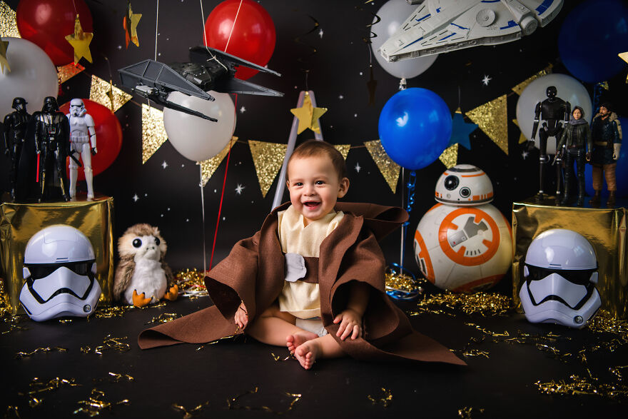 Star Wars Themed Cake Smash Photoshoot Star Wars Themed Cake Smash Photoshoot