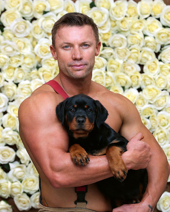 Australian-Firefighters-Charity-Animals-Calendar-2022