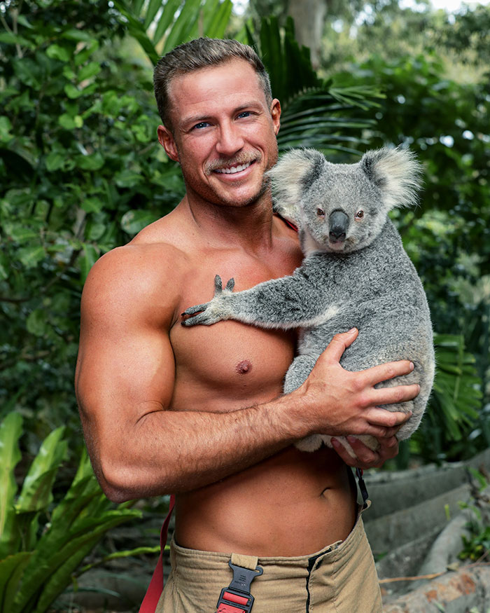 Australian-Firefighters-Charity-Animals-Calendar-2022