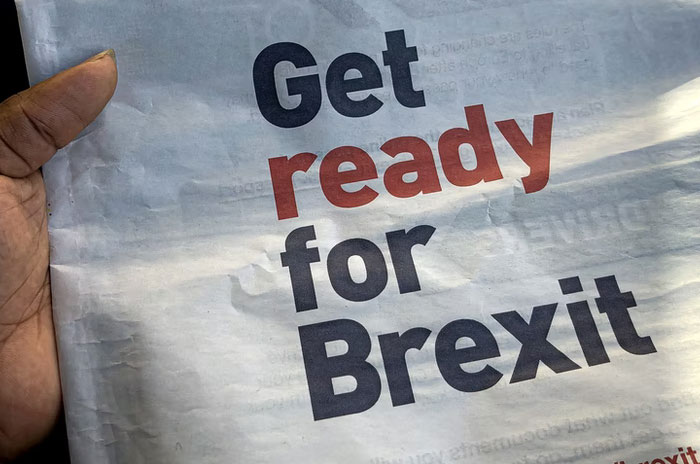 30 Of The Best Responses To Jerks Telling Someone To 'Go Back To Your Own Country'