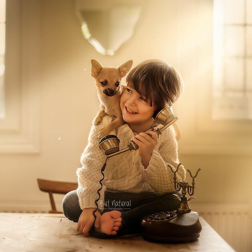 This Photographer Photographs Children In Tender Moments With Animals, And The Images Are Very Cute (New Pics)
