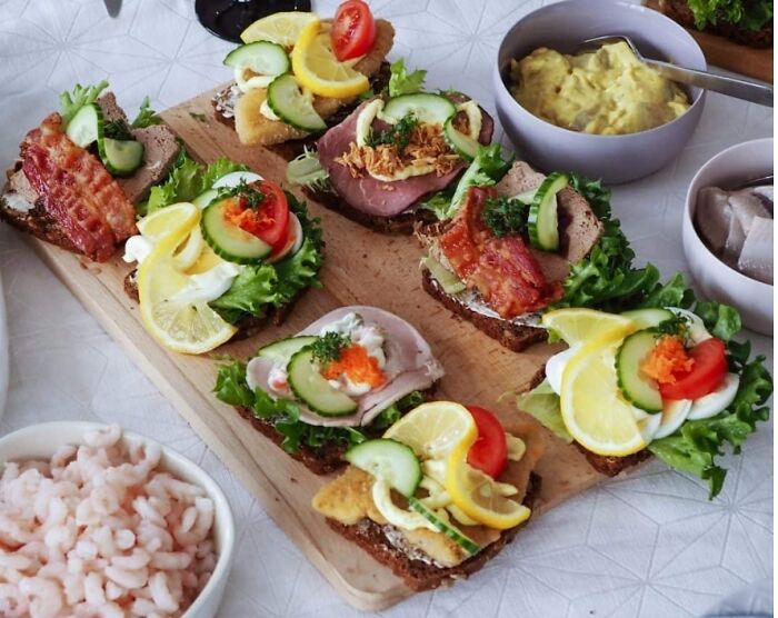 Choose Whatever Topping You Like Besr