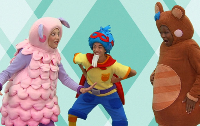 People Talk About Which Celebrities Are Totally Different Behind The Scenes (30 Answers)