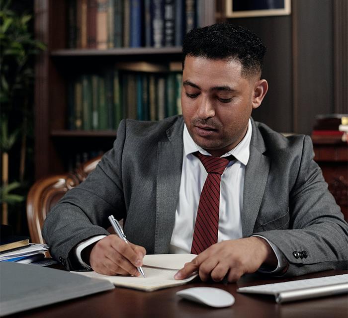 People Whose Bosses Are Michael Scott In Real Life Share 30 Ridiculous Stories