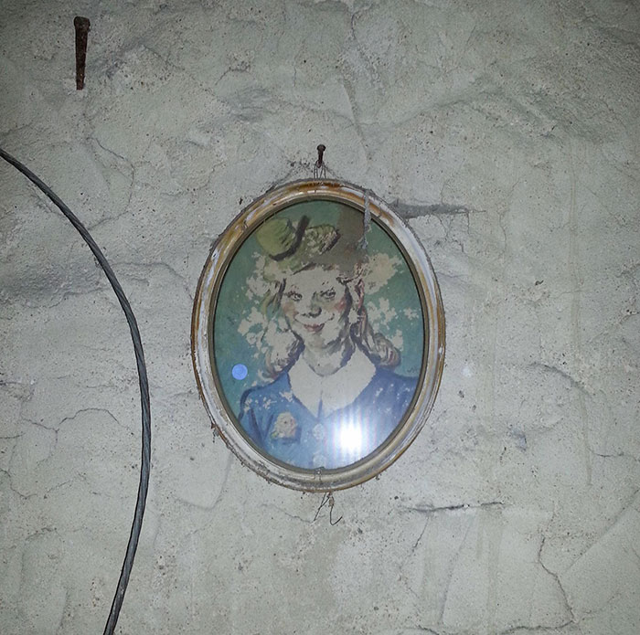 Found This Hanging In A Friends Barn That He Just Started Renting