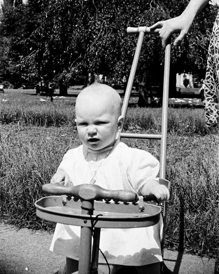 This Guy Found A Roll Of Film From WWII At A Thrift Shop And Shared These 18 Pics From it