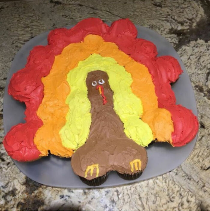 This Thanksgiving Cupcake Array My Friend Made