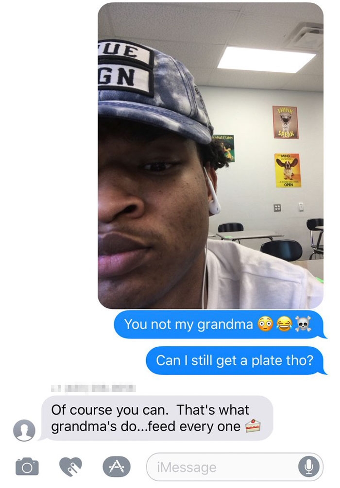 Grandma And A Stranger Who She Accidentally Invited To Thanksgiving Share Their 6th Celebration Together Grandma And A Stranger Who She Accidentally Invited To Thanksgiving Share Their 6th Celebration Together