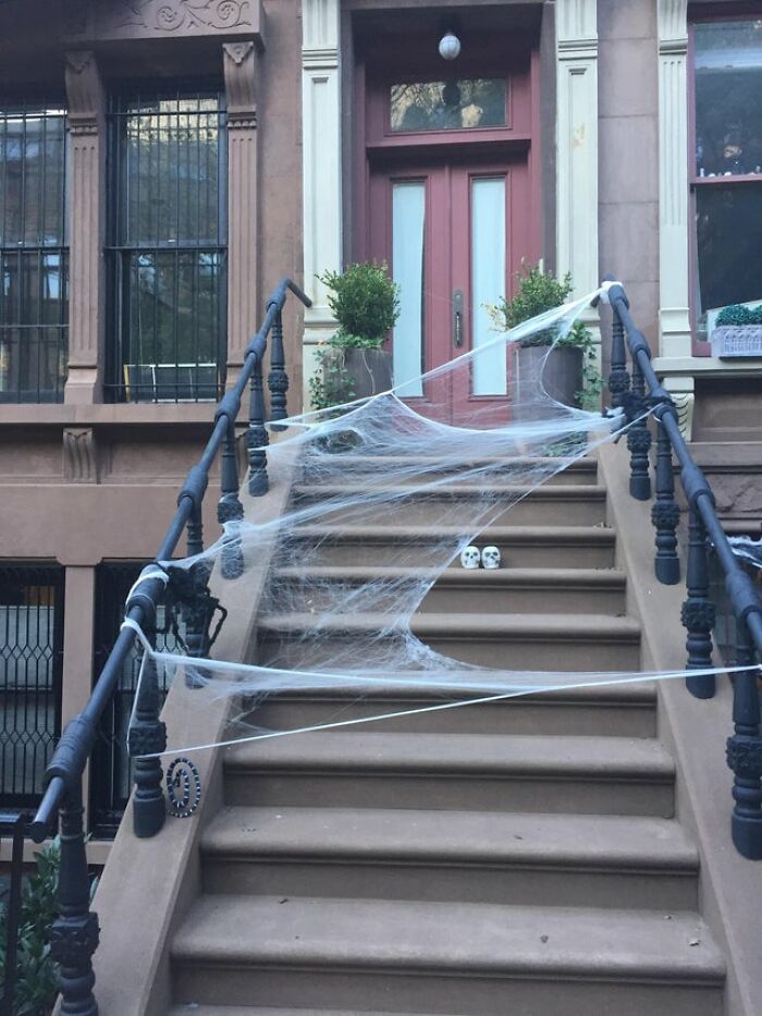These Halloween Decorations