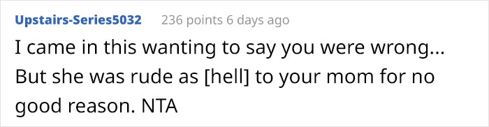 Husband Insults His Wife In Front Of His Family And Now She Won't Respond To His Texts, Asks If He Was The Jerk In This Situation Husband Insults His Wife In Front Of His Family And Now She Won't Respond To His Texts, Asks If He Was The Jerk In This Situation