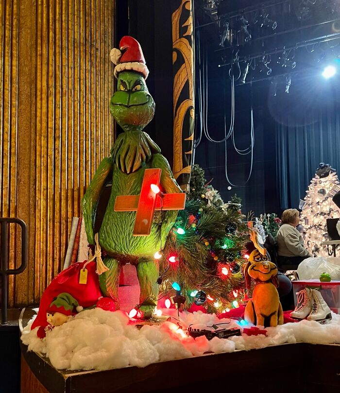 Recreating How The Grinch Stole Christmas