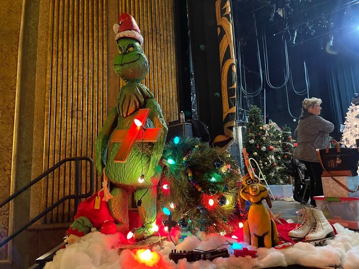 Recreating How The Grinch Stole Christmas