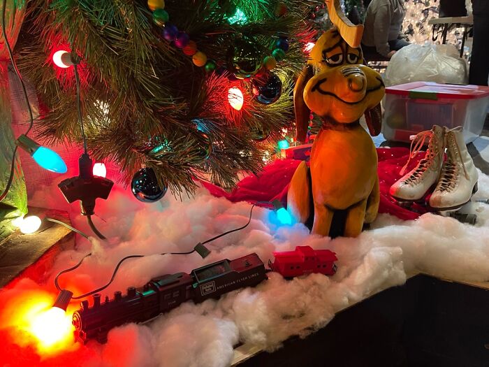 Recreating How The Grinch Stole Christmas