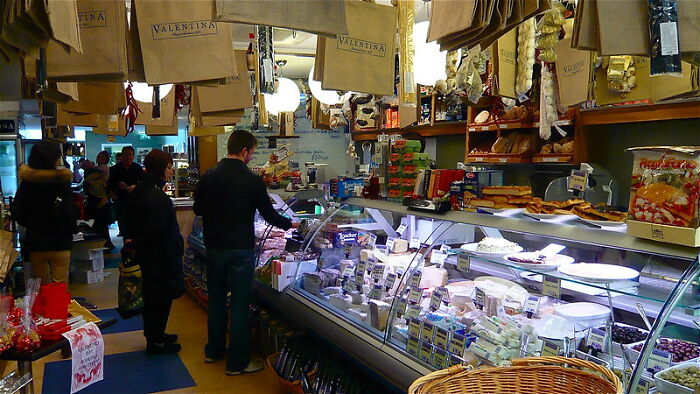 Prospective Employee Came To A Job Interview Just To Find Out The Company Lied About The Job Location And Salary In The Listing