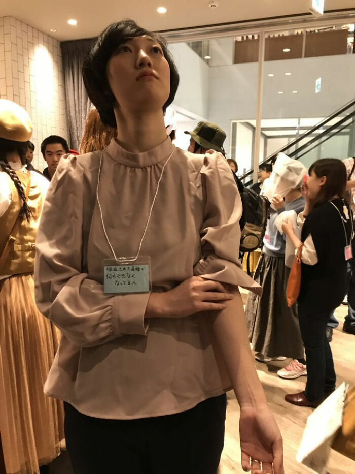 A Girl Who Just Gave Blood And Now Can’t Do Anything For A Few Minutes