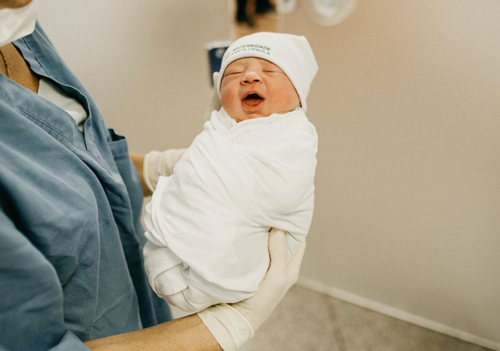 30 Heartwarming Stories About How People Met Their Partners After 30