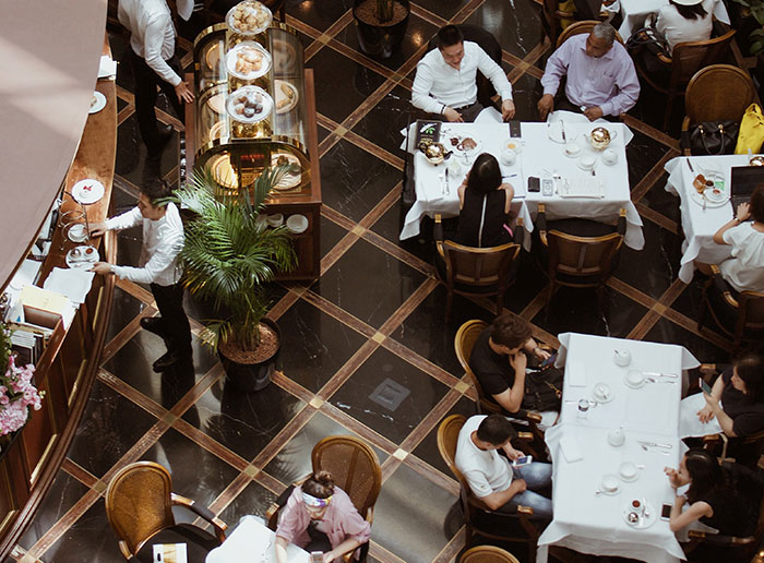 30 Heartwarming Stories About How People Met Their Partners After 30