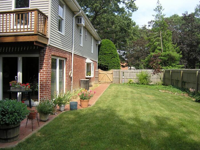 35 Of The Trashiest Things People Ever Witnessed At Weddings