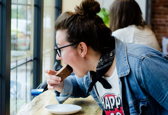 Pregnancy In The Media Is Often Sugar-Coated And These Women Are Not Having It (30 Stories)