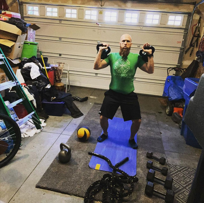 Guy Gives Up Alcohol And Transforms His Life, Here's His Progress After 5 Years