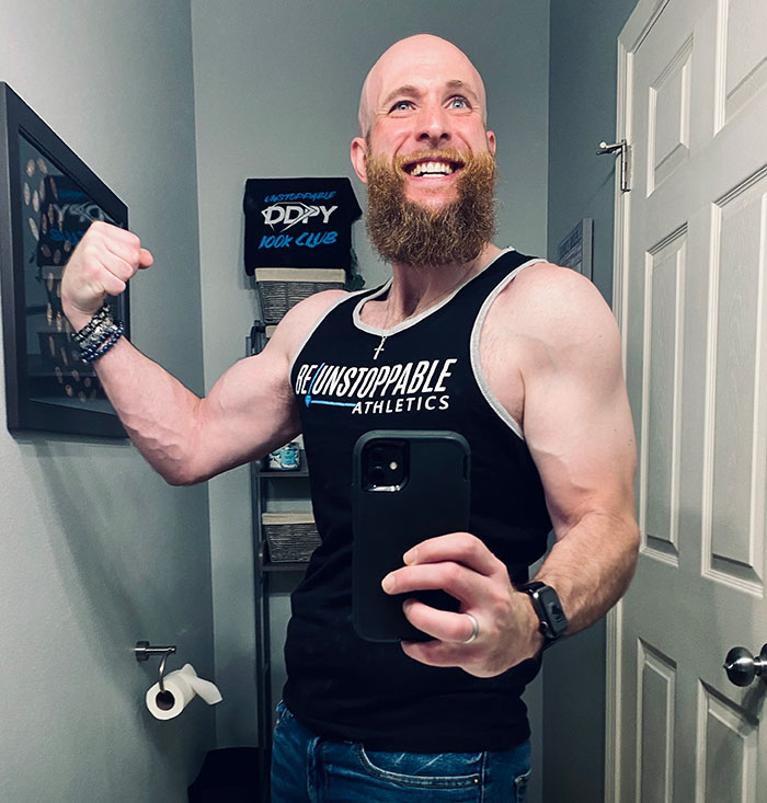 Guy Gives Up Alcohol And Transforms His Life, Here's His Progress After 5 Years