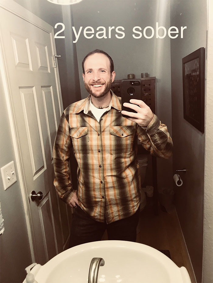 Guy Gives Up Alcohol And Transforms His Life, Here's His Progress After 5 Years