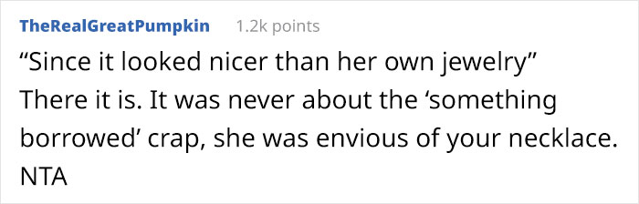 Bridesmaid Asks People Online For Their Take On If She Was Wrong For Refusing To Swap Necklaces With The Bride