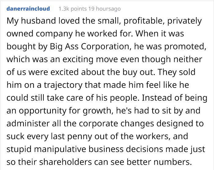 Manager Shares How He Chose To Reward His Employees Instead Of A Christmas Bonus And People Applaud Him