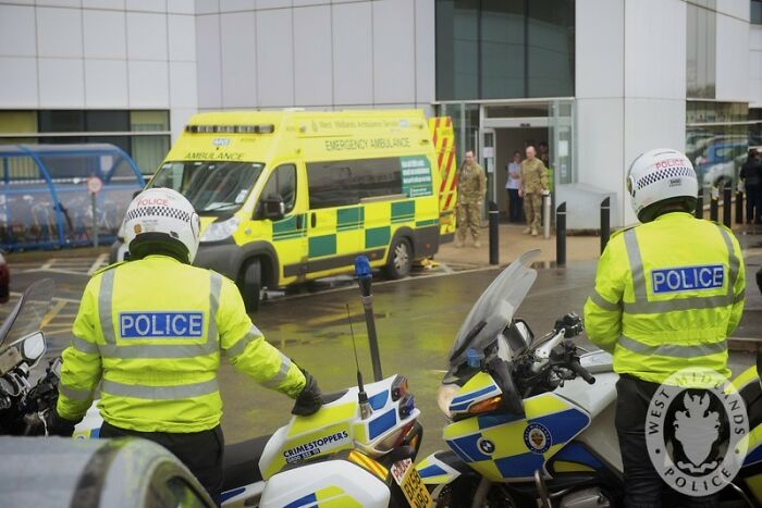 If You Feel Faint, Dizzy Or If You're Dehydrated Get The Attention Of Medical Personnel Or Security Immediately