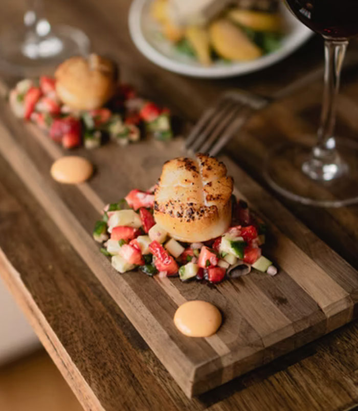 People Who Grew Up Poor Share The Subtle Signs That Show A Person Is Rich (30 Answers)