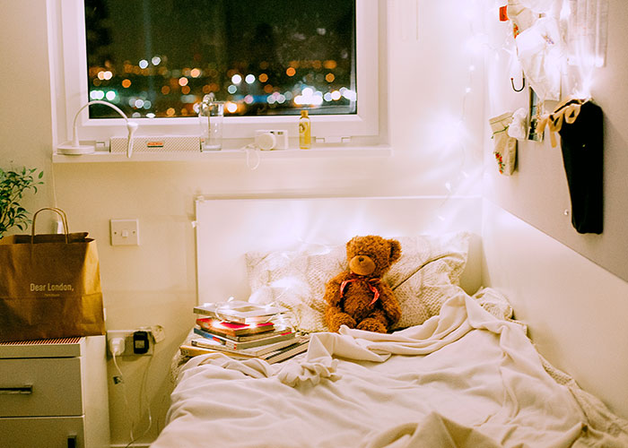 People Who Grew Up Poor Share The Subtle Signs That Show A Person Is Rich (30 Answers)