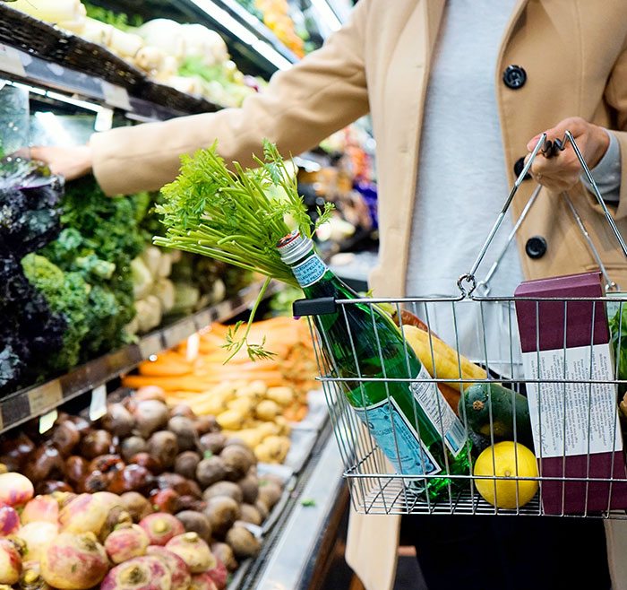 People Who Grew Up Poor Share The Subtle Signs That Show A Person Is Rich (30 Answers)