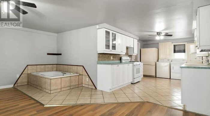 Terrible-Funny-Real-Estate-Photos