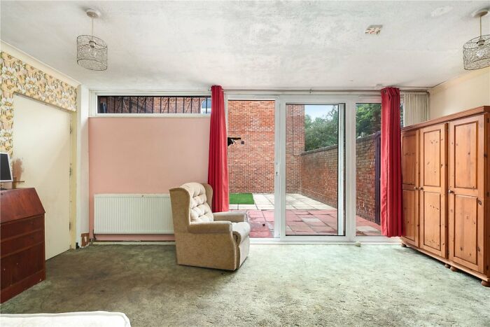 Terrible-Funny-Real-Estate-Photos