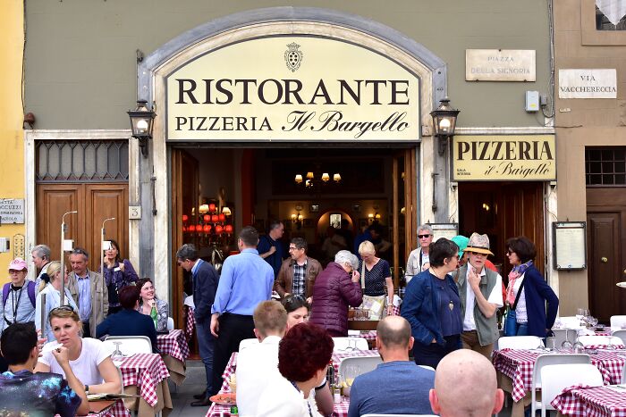 Finding A Place To Eat When Abroad