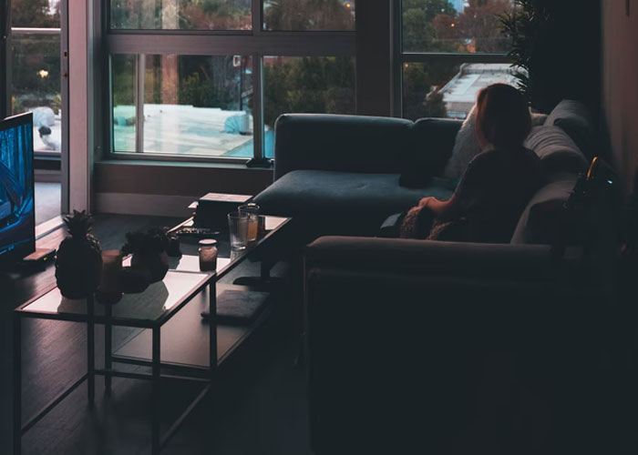 People Who Live Alone Share 30 Underrated Advantages Of Doing So