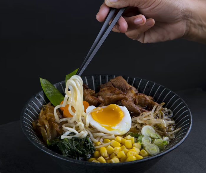 People Who Live Alone Share 30 Underrated Advantages Of Doing So