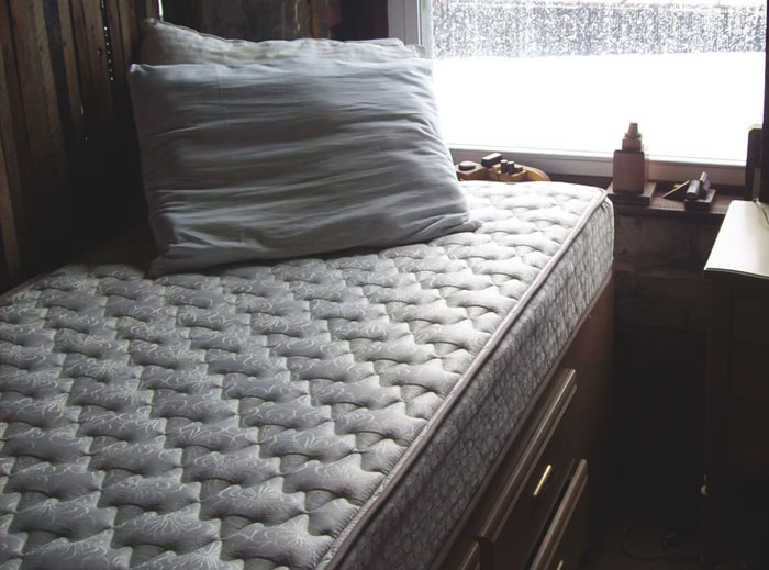 30 "Unfun" Facts People Have Learned Recently That Are Both Fascinating And Terrifying