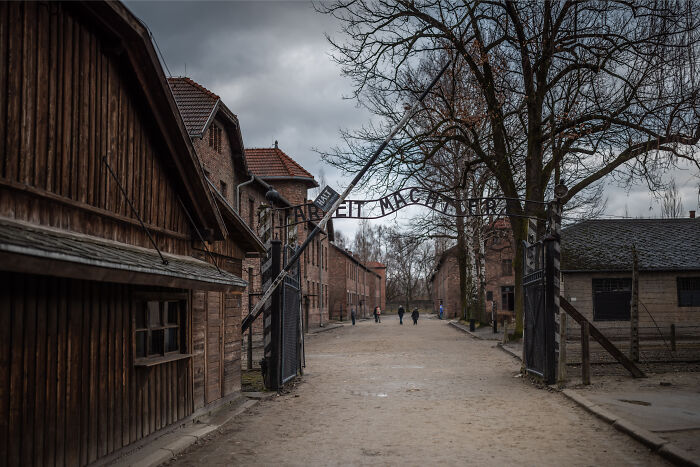 People Are Sharing 30 'Unwritten' Rules In Their Countries That Tourists Should Know